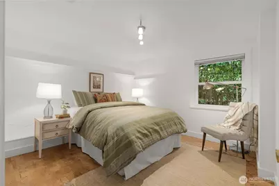 316 W Newell Street, Seattle, WA 98119 - Photo 18