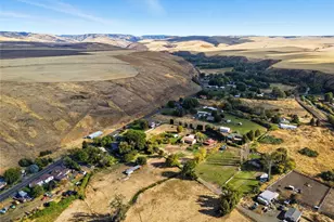 54068 Walla Walla River Rd, Milton-Freewater, OR 97862 - Photo 32