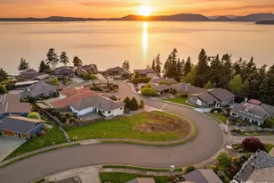 2414 Washington Ct, Anacortes, WA 98221 - Photo 1