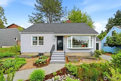 7030 27th Avenue NE, Seattle, WA 98115 - Photo 2