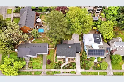 7030 27th Avenue NE, Seattle, WA 98115 - Photo 32