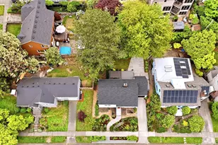7030 27th Ave NE, Seattle, WA 98115 - Photo 32