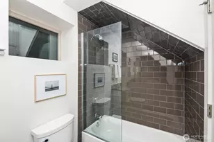 3426 NW Market St, Seattle, WA 98107 - Photo 30
