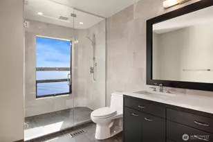 7703 W Mercer Way, Mercer Island, WA 98040 - Photo 30