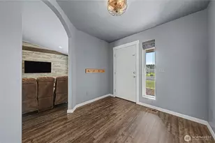 21 Ambrosia Ln, Malaga, WA 98828 - Photo 4