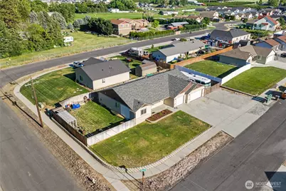 21 Ambrosia Lane, Malaga, WA 98828 - Photo 36