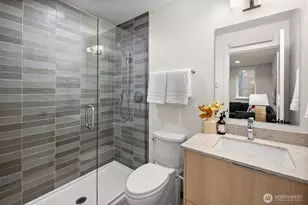 2851 NW 70th St, Seattle, WA 98117 - Photo 36