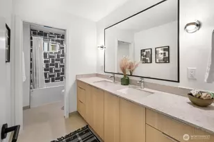 2851 NW 70th St, Seattle, WA 98117 - Photo 32