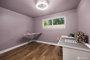 8442 NE 141st St, Kirkland, WA 98034 - Photo 14
