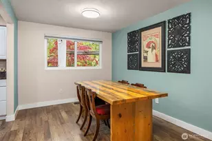 8442 NE 141st St, Kirkland, WA 98034 - Photo 4