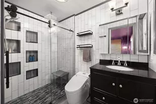 8442 NE 141st St, Kirkland, WA 98034 - Photo 12