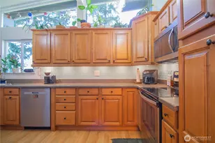 4616 62nd Ave W, University Place, WA 98466 - Photo 12