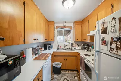 519 521 Henry Street NE, Olympia, WA 98506 - Photo 4