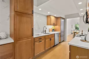 14225 NE 2nd Pl, Bellevue, WA 98007 - Photo 10