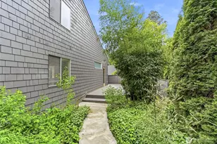 613 Bellevue Way SE, Bellevue, WA 98004 - Photo 28