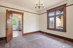 6238 Woodlawn Ave N, Seattle, WA 98103 - Photo 16