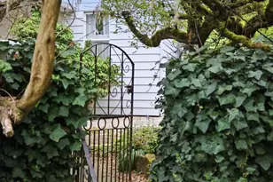 6238 Woodlawn Ave N, Seattle, WA 98103 - Photo 32