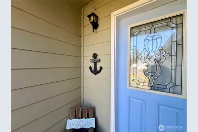 415 Quinault Avenue SE, Ocean Shores, WA 98569 - Photo 2