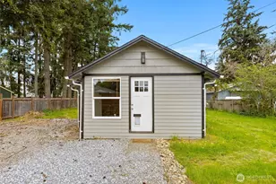 135 171st St E, Spanaway, WA 98387 - Photo 2