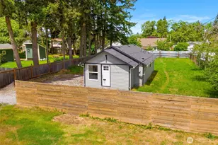 135 171st St E, Spanaway, WA 98387 - Photo 26