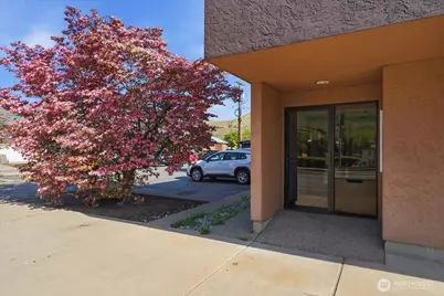123 E Johnson Street #1, Chelan, WA 98816 - Photo 10