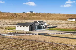 5324 NE Rd 7 3, Moses Lake, WA 98837 - Photo 4