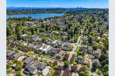 549 N 77th Street, Seattle, WA 98103 - Photo 32