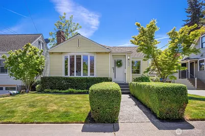 549 N 77th Street, Seattle, WA 98103 - Photo 1