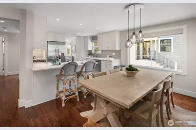 549 N 77th Street, Seattle, WA 98103 - Photo 6