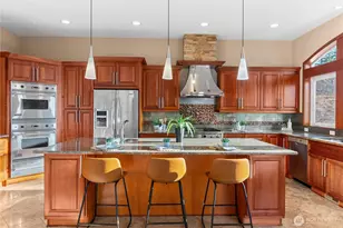 20619 NE 16th St, Sammamish, WA 98074 - Photo 10