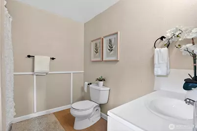 24911 38th Avenue S, Kent, WA 98032 - Photo 14
