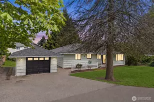 2426 S 142nd St, SeaTac, WA 98168 - Photo 2