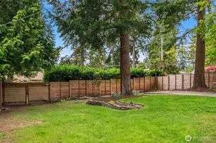 215 NW 130th St, Seattle, WA 98177 - Photo 24