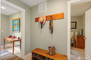 10218 NE Pine Way, Bainbridge Island, WA 98110 - Photo 12