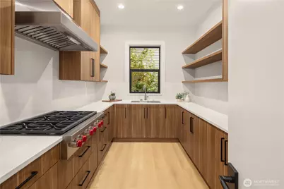 1630 104th Avenue SE, Bellevue, WA 98004 - Photo 10