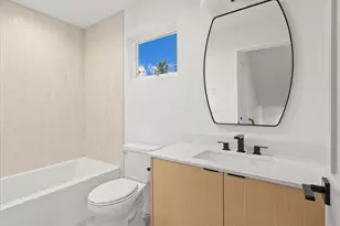 10742 Interlake Ave N, Seattle, WA 98133 - Photo 18