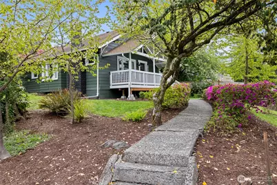 1054 Central Street SE, Olympia, WA 98501 - Photo 2