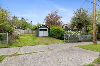 1054 Central Street SE, Olympia, WA 98501 - Photo 32