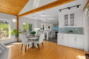 20638 Little Bear Creek Rd, Woodinville, WA 98072 - Photo 8