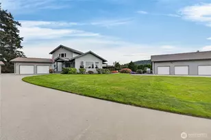 1019 Haddon Rd, Anacortes, WA 98221 - Photo 4