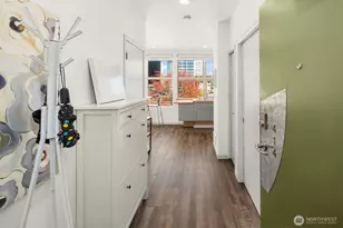 2324 1st Ave, Seattle, WA 98121 - Photo 4