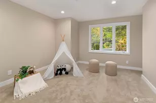 19221 SE 25th St, Sammamish, WA 98075 - Photo 28