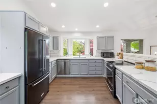 23120 SE 246th Pl, Maple Valley, WA 98038 - Photo 12