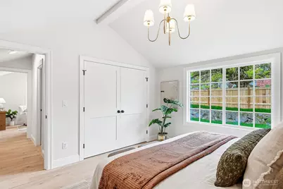 10002 9th Avenue NW, Seattle, WA 98177 - Photo 20