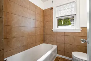 3521 S 11th St, Tacoma, WA 98405 - Photo 12