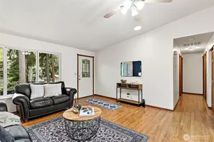 19303 65th St E, Bonney Lake, WA 98391 - Photo 6