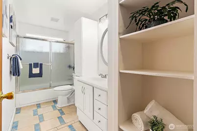 19303 65th Street E, Bonney Lake, WA 98391 - Photo 16