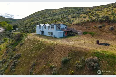 5370 W Umptanum Road, Ellensburg, WA 98926 - Photo 2