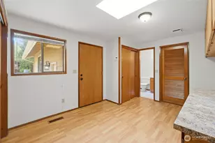 707 Wily St NW, Olympia, WA 98502 - Photo 10