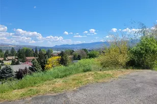 1823 N Rd, Wenatchee, WA 98801 - Photo 2